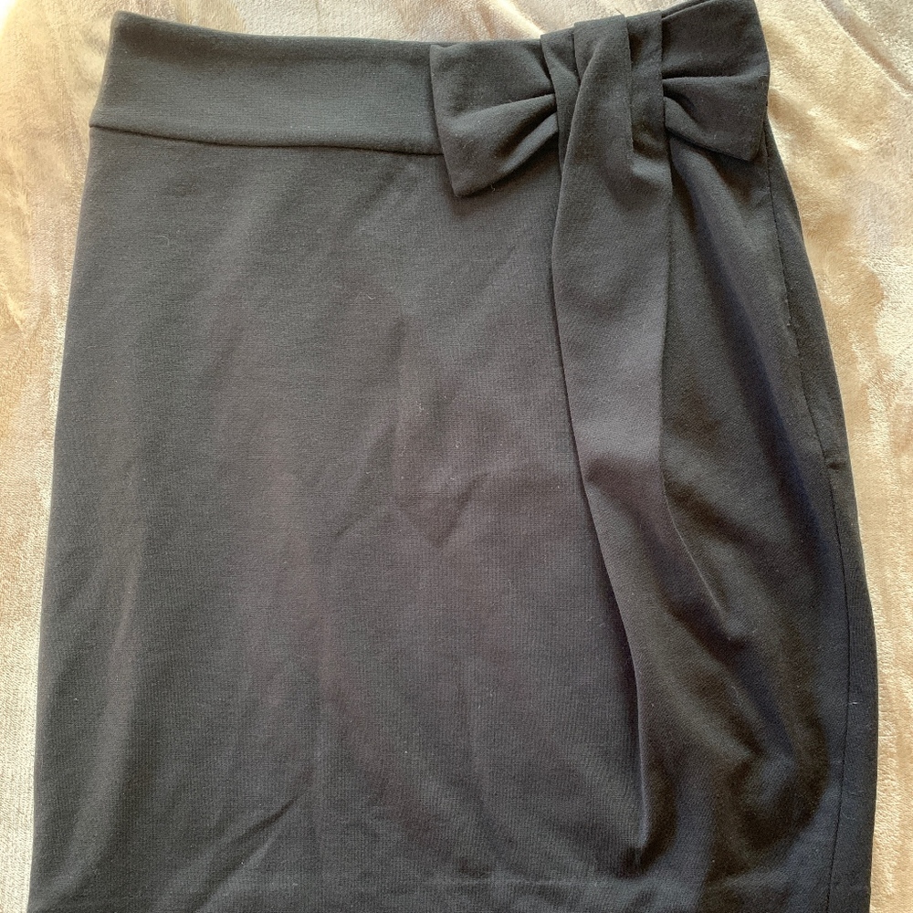 Anthropologie Black Bow Pencil Skirt